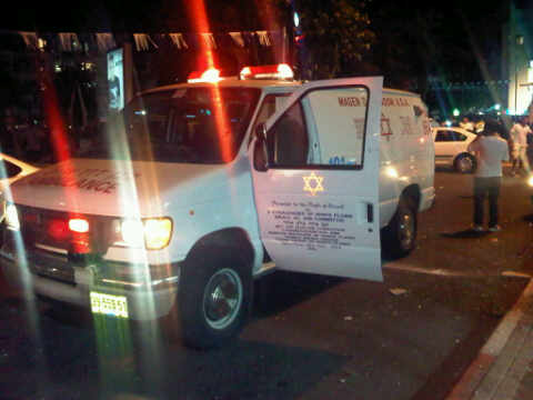 פיצוץ עז בבניין בעיר נתניה; ארבעה הרוגים, עשרות פצועים