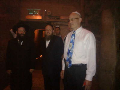 מנתח הגרי"ש בכותל: "שיהיה לרב אריכות ימים ושנים טובות"