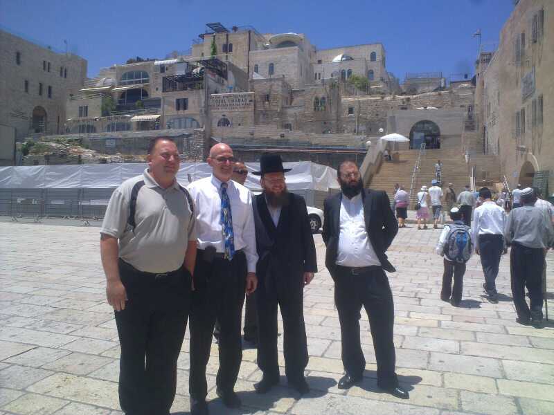 מנתח הגרי"ש בכותל: "שיהיה לרב אריכות ימים ושנים טובות"