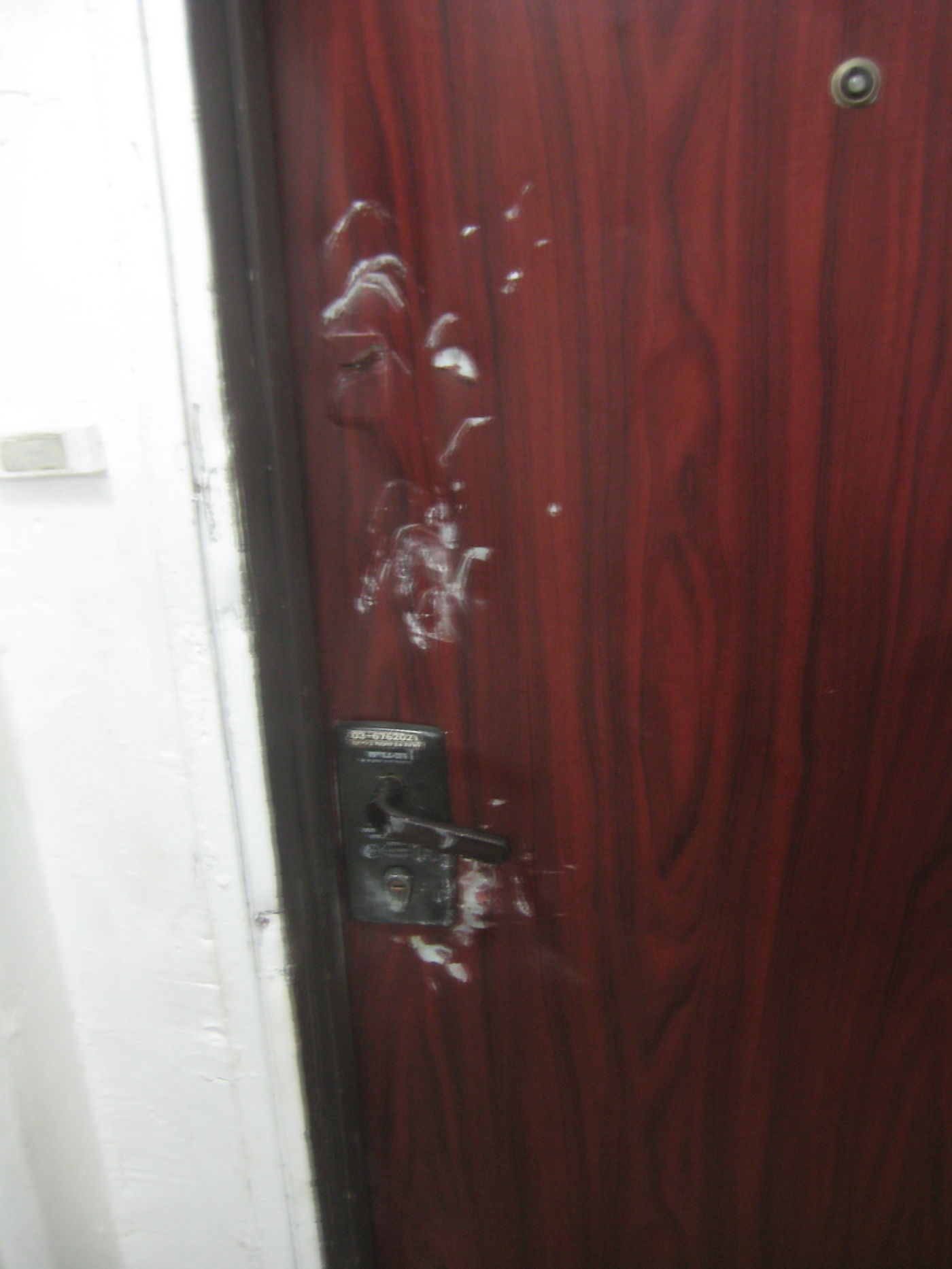 תיעוד: גנבים פרצו לבית האדמו"ר מזדיטשוב