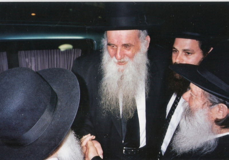 חייו של הגרמ"י לפקוביץ´ > גלריה נוסטלגית מחייו