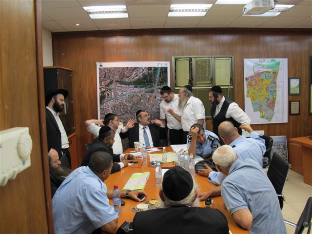 הלווית הגרמ"י לפקוביץ': דיון חירום בעיריית בני-ברק