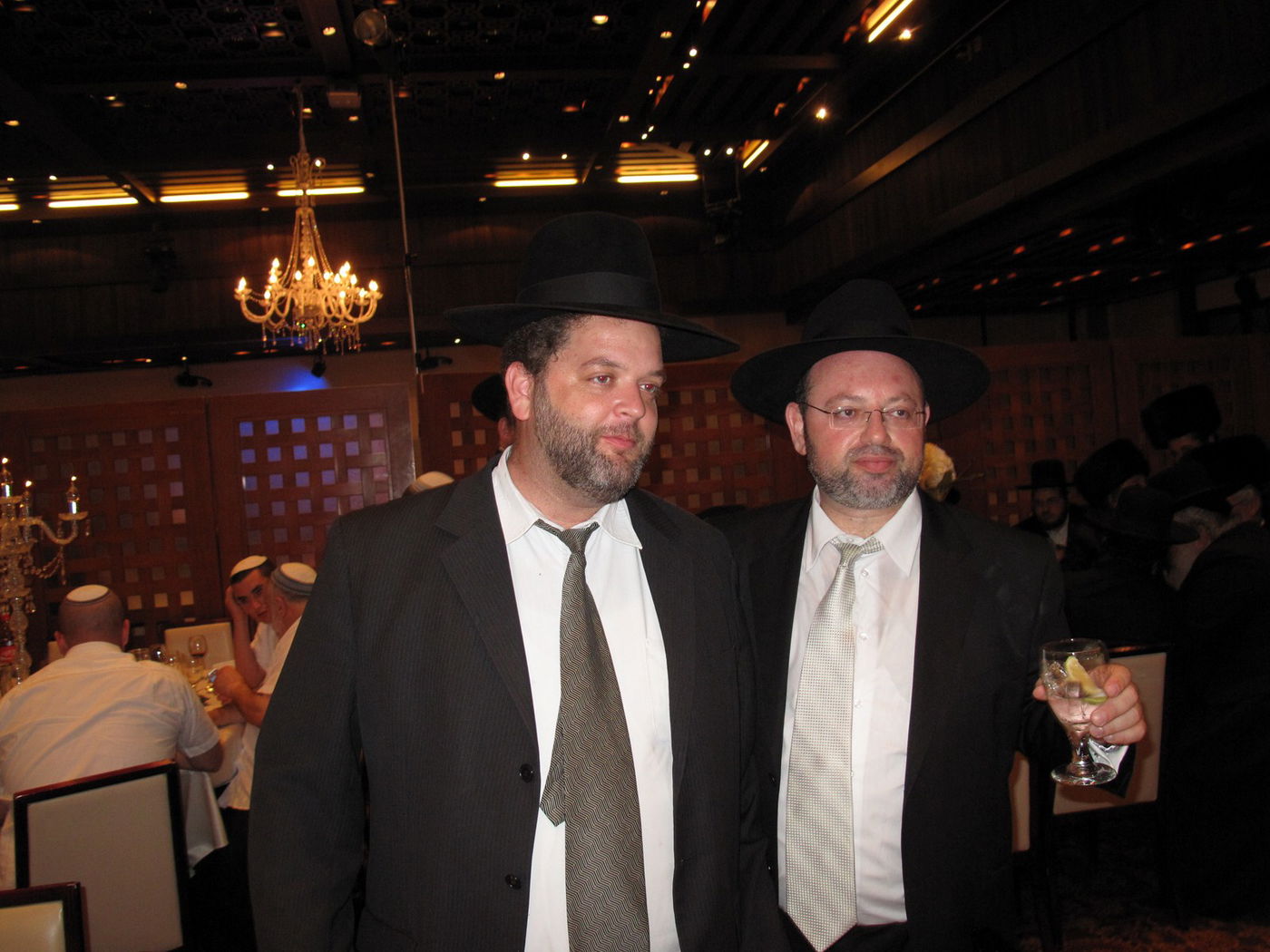 שו"ת שאגת אריה / טורו של אבי בלום