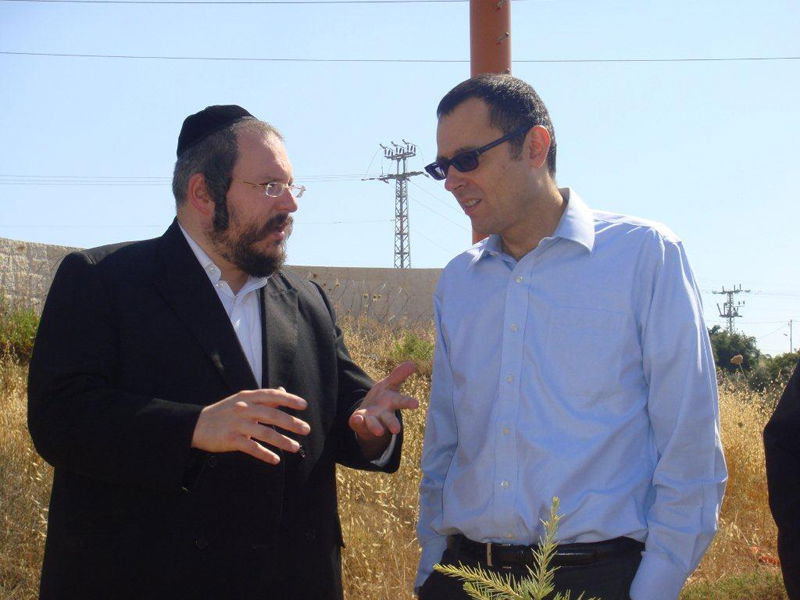 ההקפאה תופשר? מזכיר הממשלה ביקר בביתר-עלית