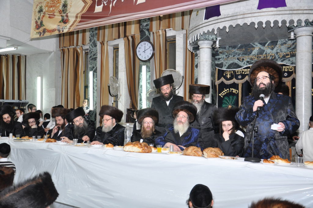 לקראת חתונת הענק: האדמו"ר מספינקא ישתחרר מבית-הכלא