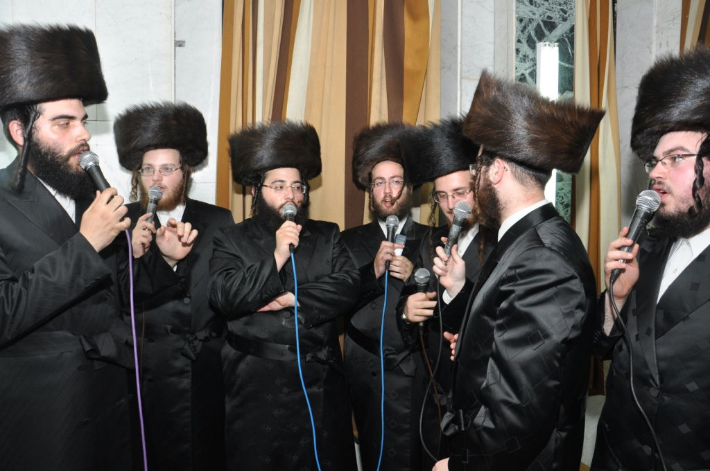 לקראת חתונת הענק: האדמו"ר מספינקא ישתחרר מבית-הכלא