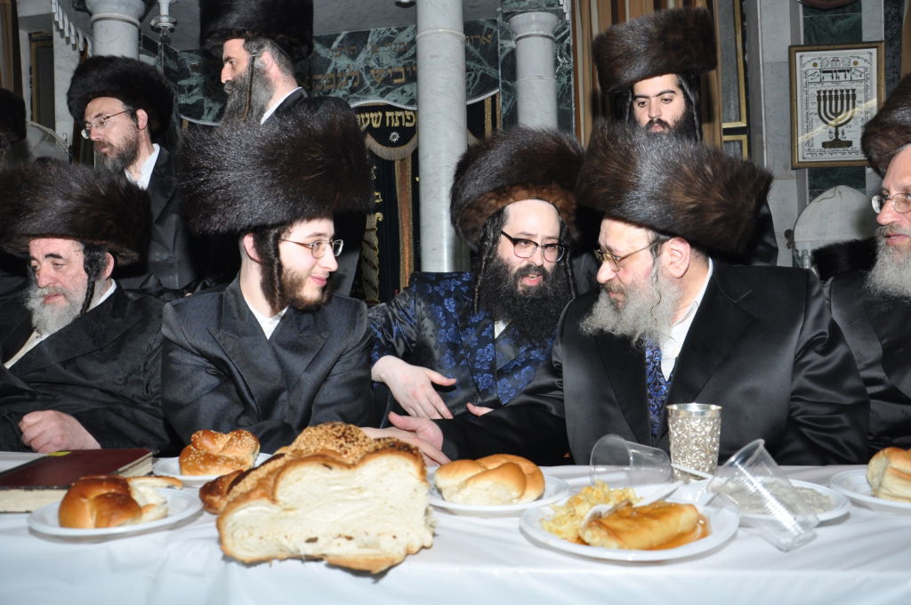 לקראת חתונת הענק: האדמו"ר מספינקא ישתחרר מבית-הכלא