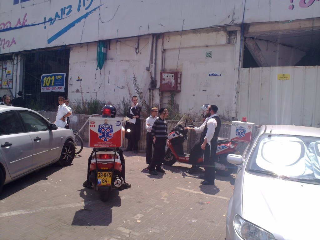 שריפה במתחם סופר בני-ברק; אין נפגעים