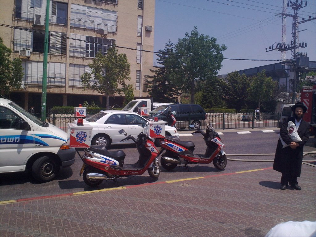 שריפה במתחם סופר בני-ברק; אין נפגעים