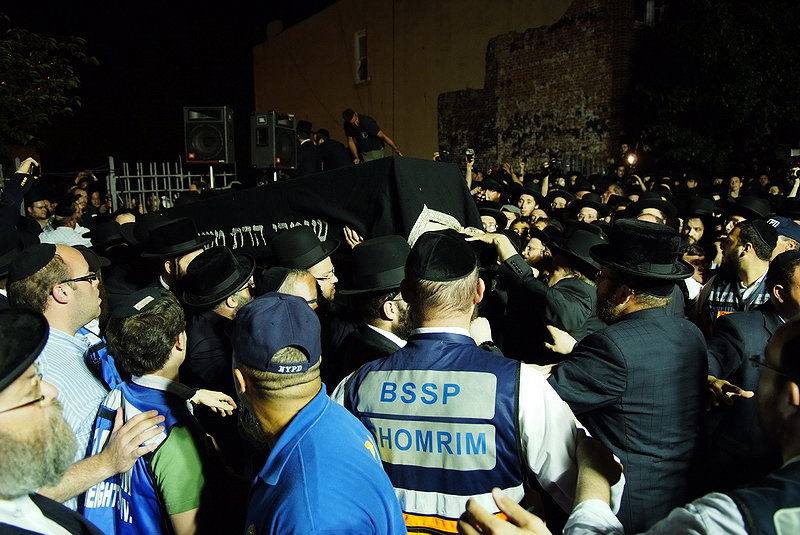 בורו-פארק באבל: "אלוקים, תודה על השנים לצד לייבי"