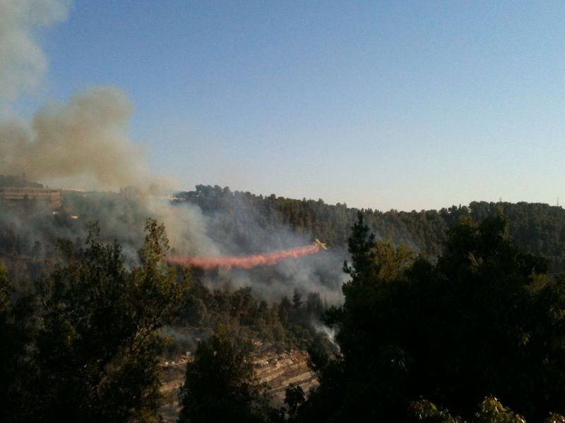 המשטרה: "התושבים באיזור השריפה יכולים לחזור לשגרה"