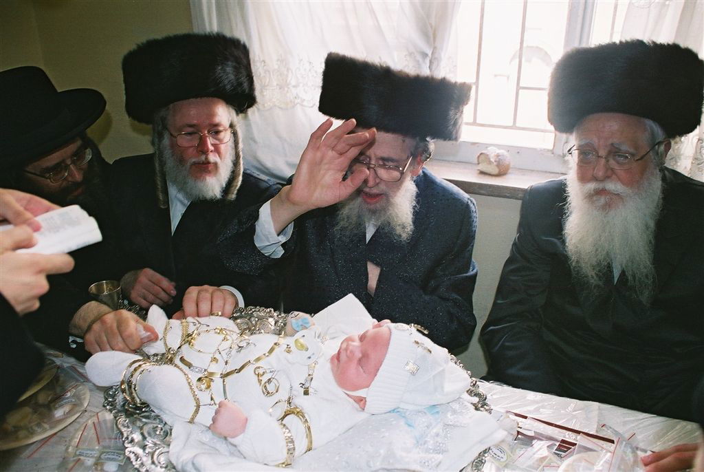 מסע בתמונות: חייו של האדמו"ר מספינקא-ירושלים זצקו"ל