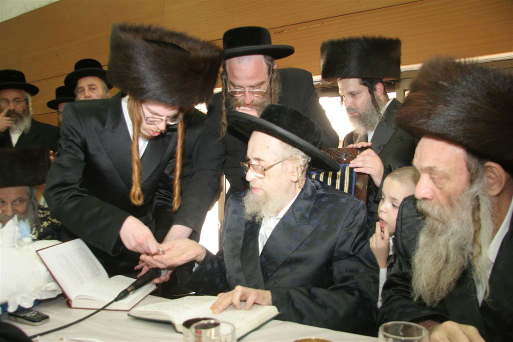 מסע בתמונות: חייו של האדמו"ר מספינקא-ירושלים זצקו"ל