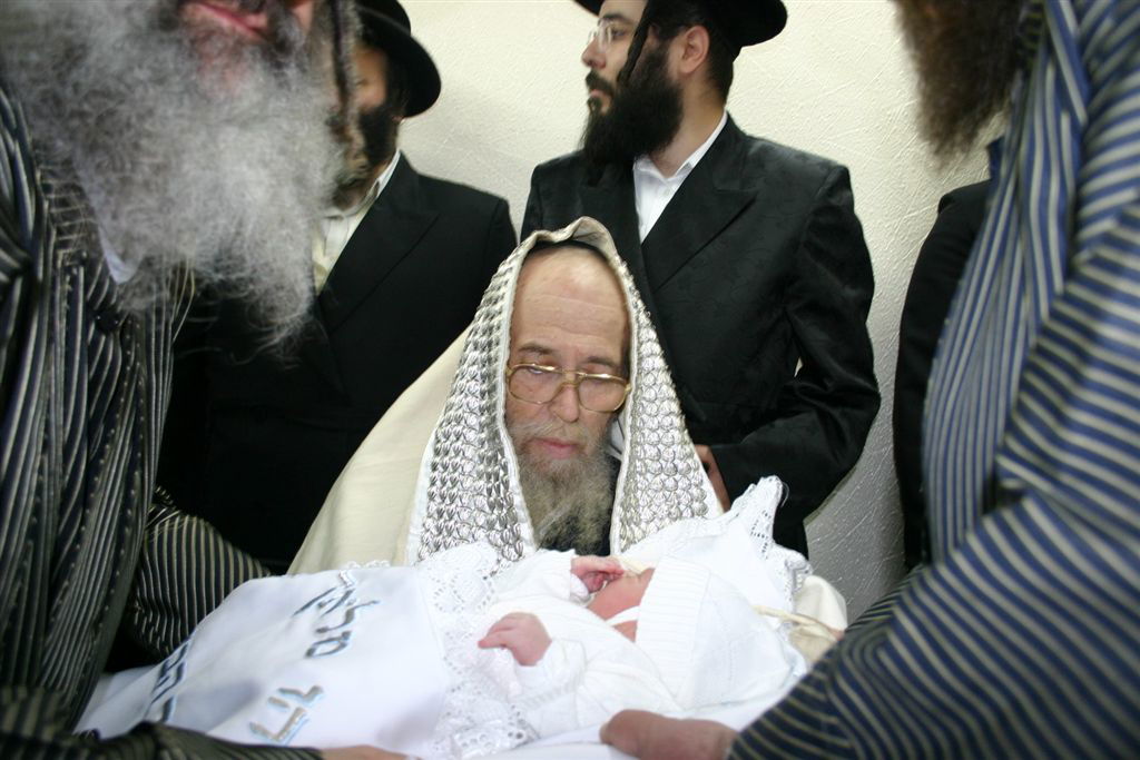 מסע בתמונות: חייו של האדמו"ר מספינקא-ירושלים זצקו"ל