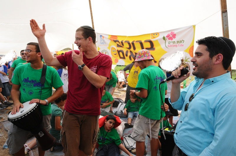 צפו בגלריה: המסע שערך זק"א לילדים החולים