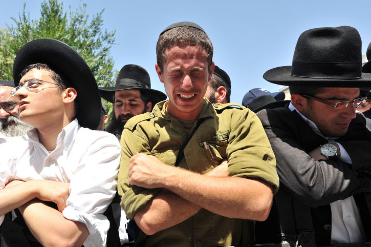 בסערה השמיימה: רגע אחרון עם הבבא אלעזר