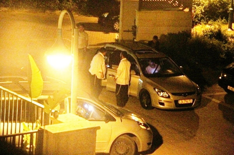 באישון ליל: משפחתו של רוצח ה'בבא אלעזר' מחולצת מביתה