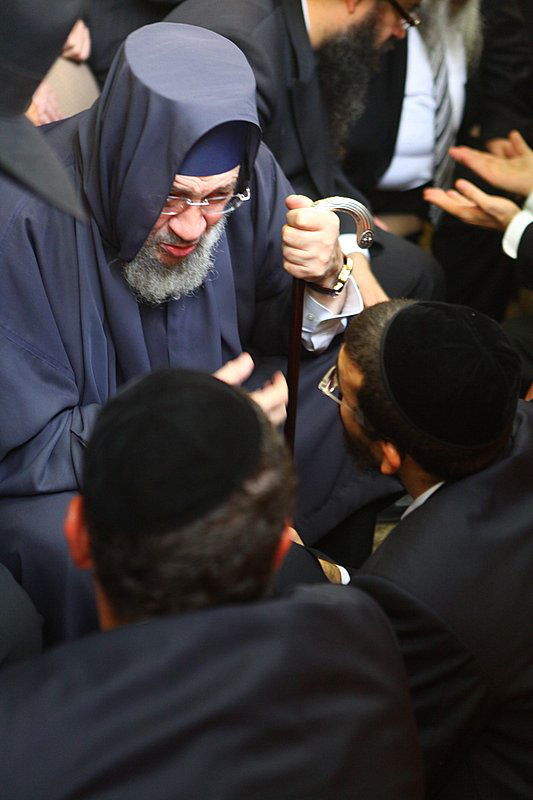 משפחת אבוחצירא אבלה: יום עם אלפי המנחמים ● מיוחד