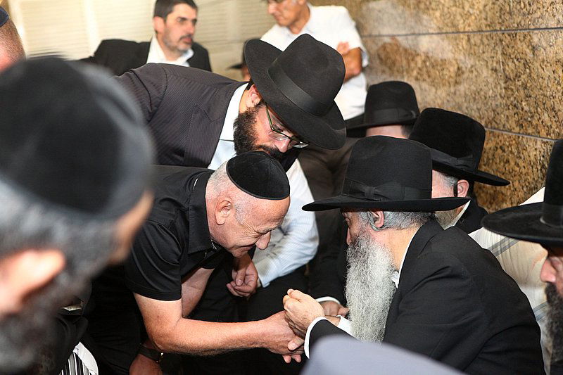 משפחת אבוחצירא אבלה: יום עם אלפי המנחמים ● מיוחד