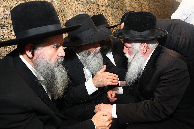 משפחת אבוחצירא אבלה: יום עם אלפי המנחמים ● מיוחד