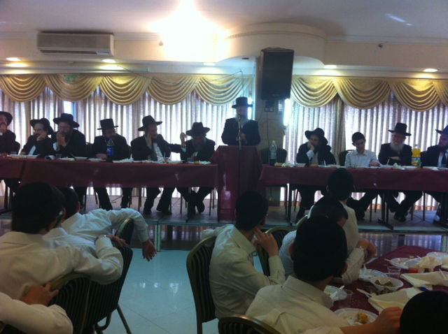 צפו בתמונות: גאב"ד 'דרכי תורה' ביקר בקרית-ספר