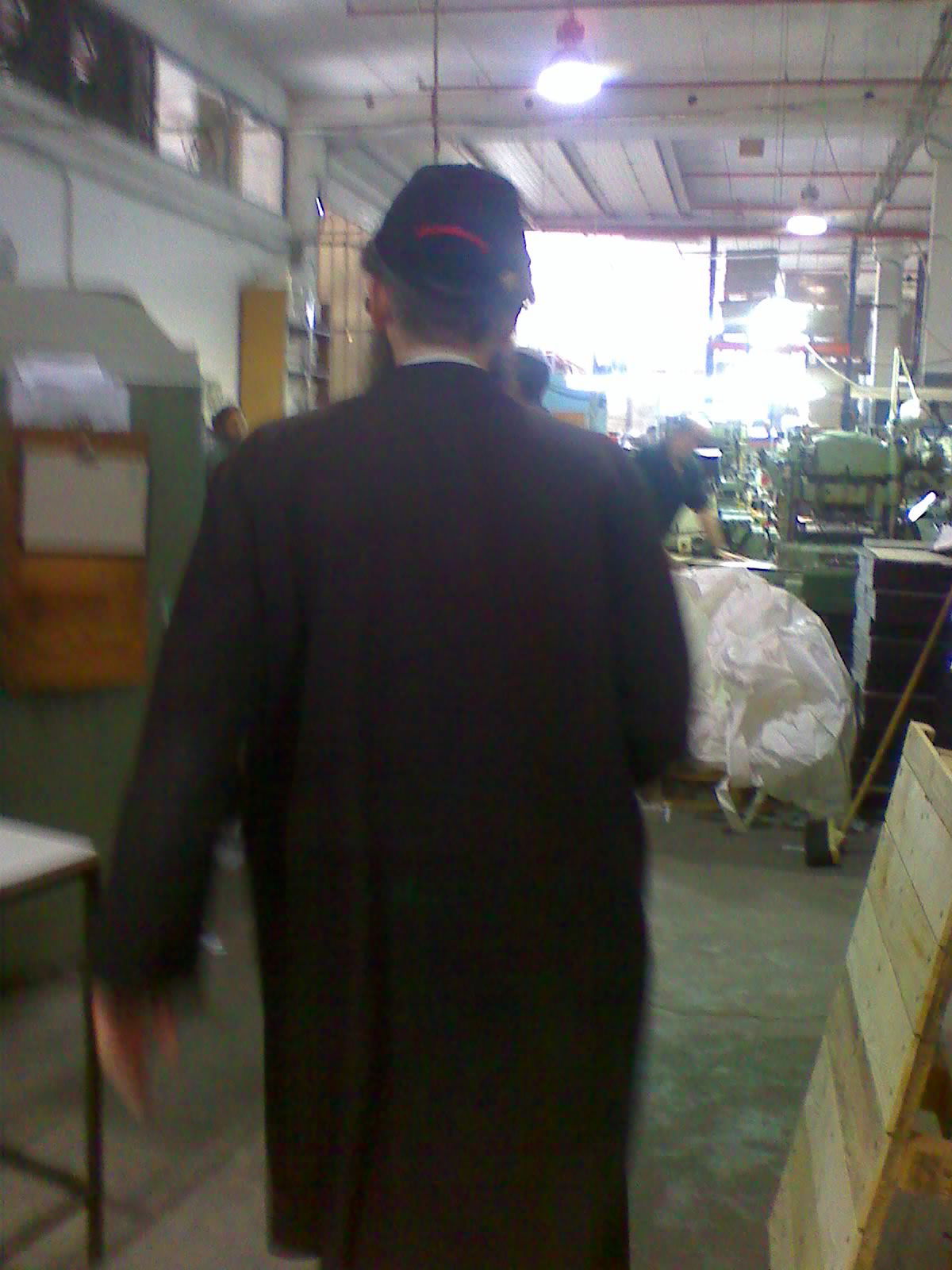 עובדי הכריכיה נצטוו: להסתיר את הפאות