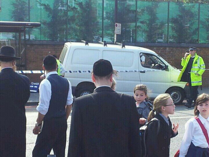 ערבי דרס שני חרדים בלונדון; המשטרה חושדת: אנטישמיות