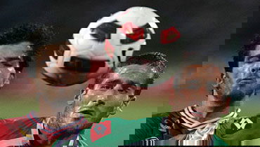 שחקני כדורגל. יימנע חילול שבת?