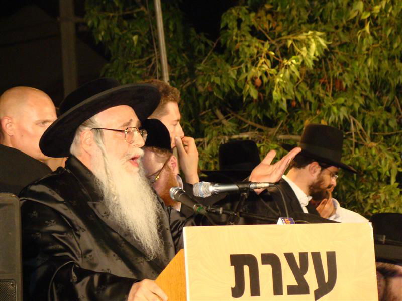 הרב שטיינמן: "מי שמלבין את פני חברו יכול להגיע גם לרצח"