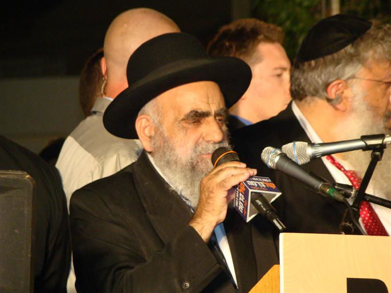 הרב שטיינמן: "מי שמלבין את פני חברו יכול להגיע גם לרצח"