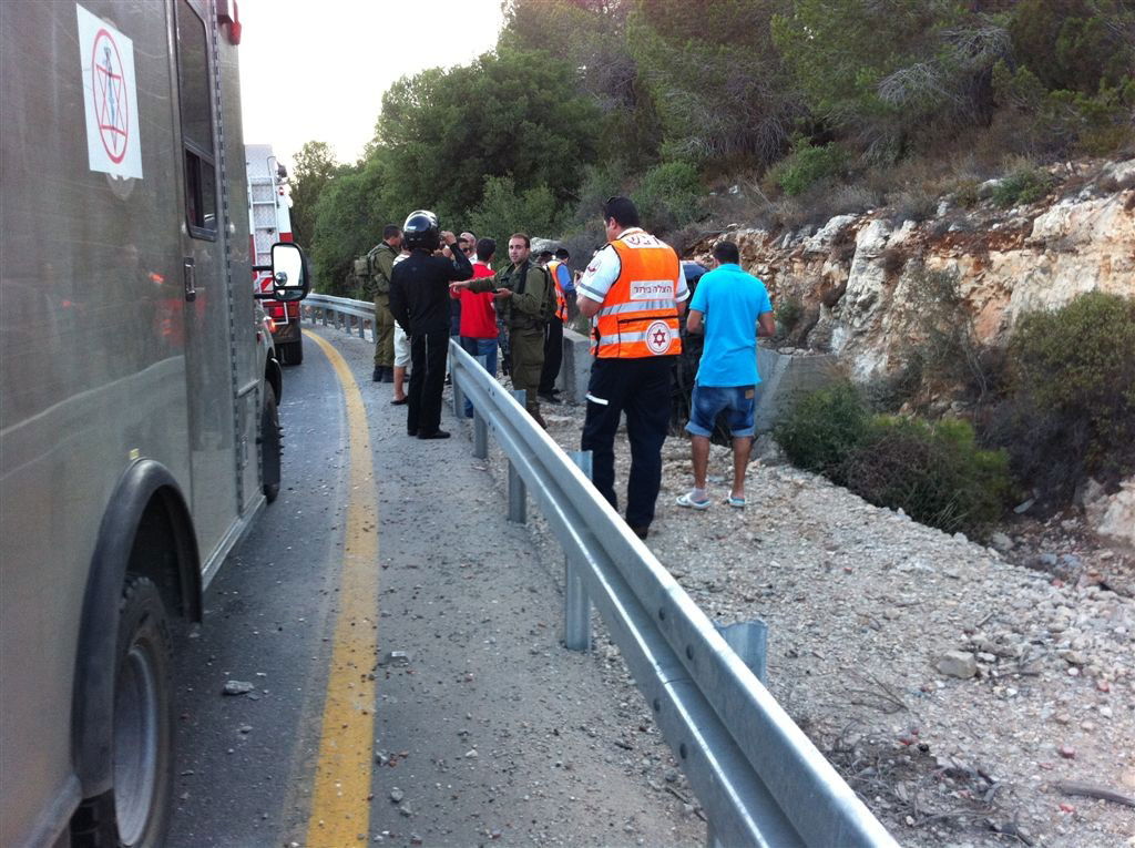 כמעט אסון: רכב התהפך ליד ביתר-עילית