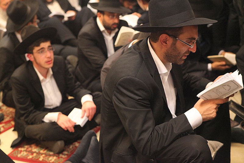 תיעוד מיוחד: מרן הרב עובדיה יוסף מבכה את חורבן המקדש