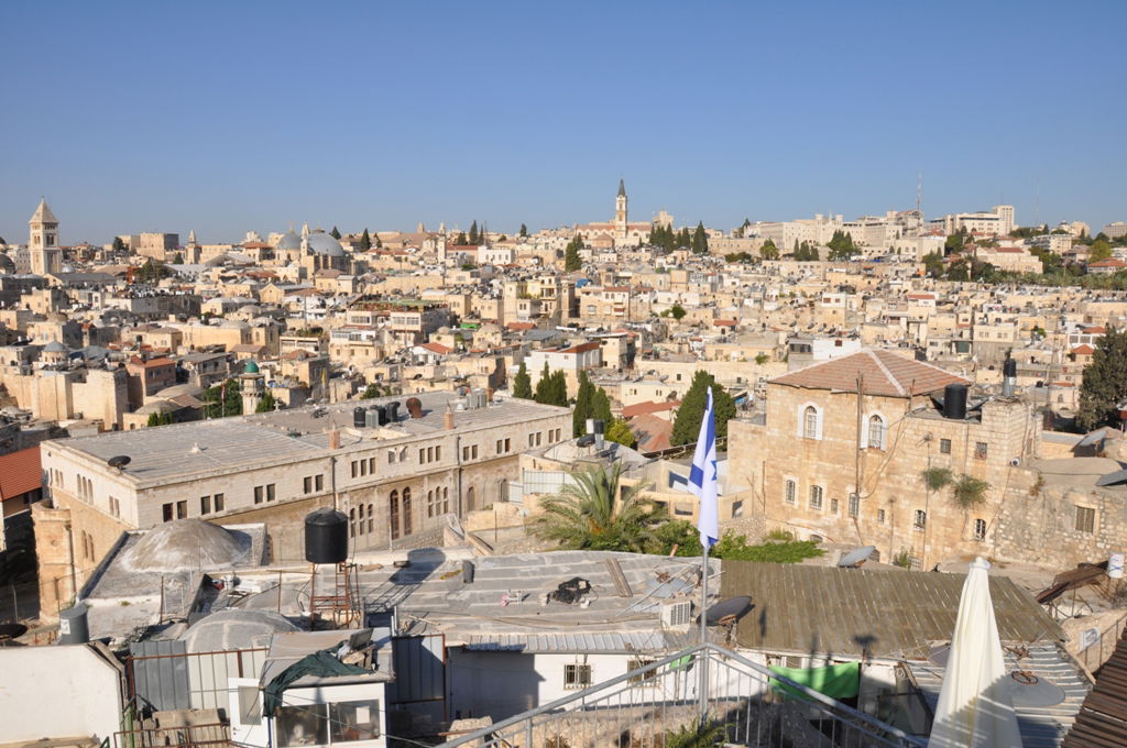 הַר צִיּוֹן שֶׁשָּׁמֵם: מסע בעקבות החורבן, בין סמטאות ירושלים