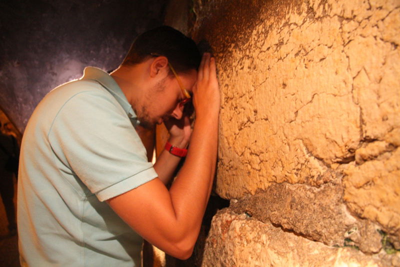 צפו בתמונות: אומנים מתל-אביב דמעו מול הכותל