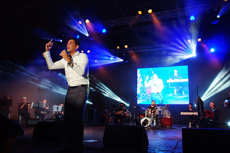 מרדכי בן דוד בבת-ים: גלריית ענק