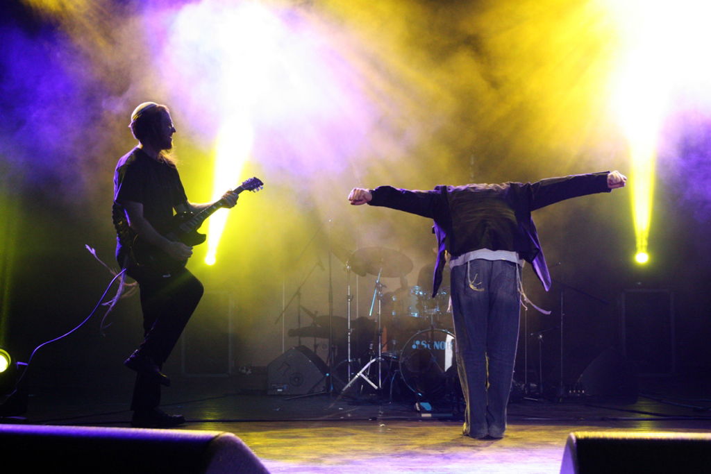 גלריה לוהטת: יא בא ye נחשפת לראשונה