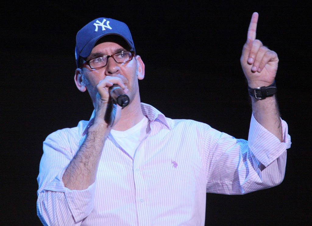 גלריה לוהטת: יא בא ye נחשפת לראשונה