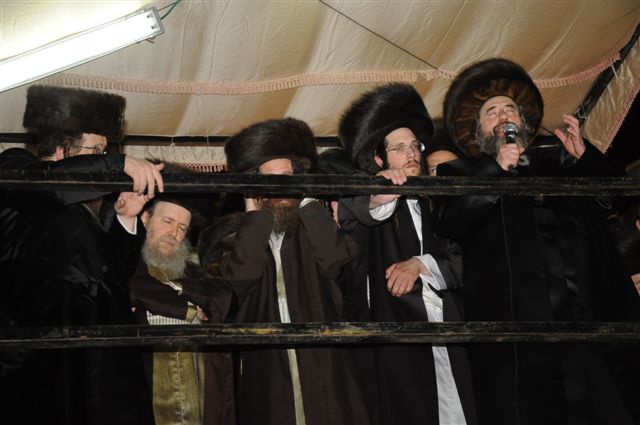 לפנות בוקר: מצווה טאנץ ברחסמטריווקא