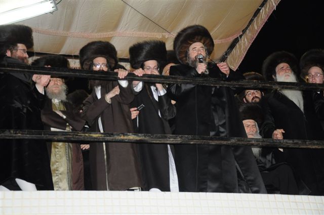 לפנות בוקר: מצווה טאנץ ברחסמטריווקא