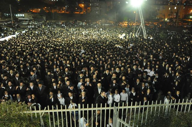 לפנות בוקר: מצווה טאנץ ברחסמטריווקא