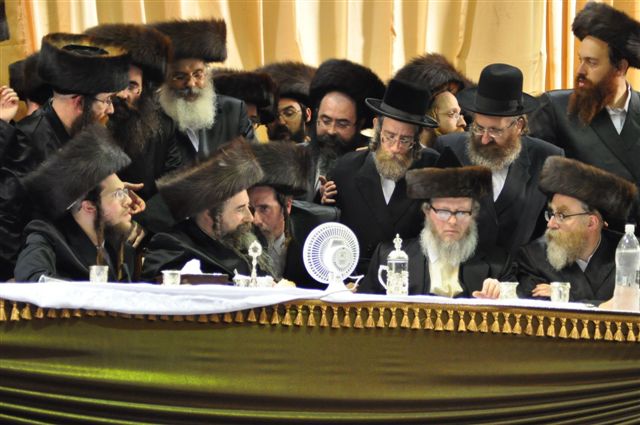 לפנות בוקר: מצווה טאנץ ברחסמטריווקא