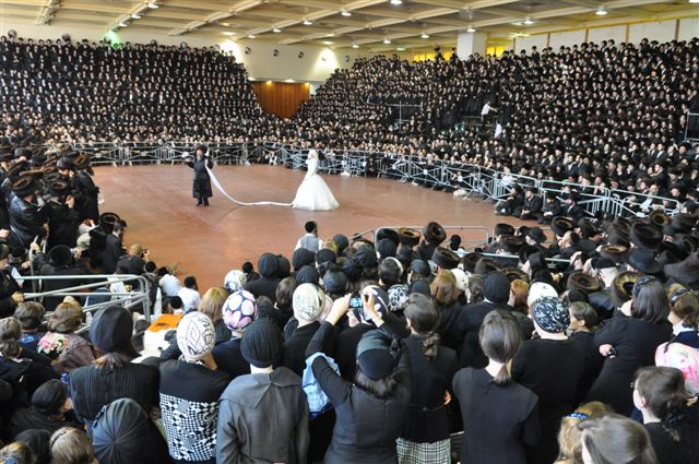 לפנות בוקר: מצווה טאנץ ברחסמטריווקא