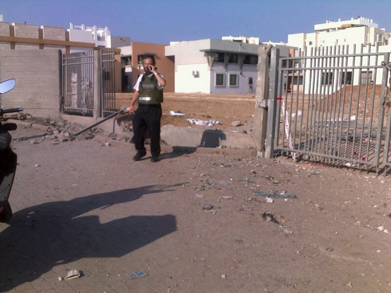 'שמענו בום אדיר. אנשים נפלו על הריצפה, הכל היה מלא עשן'