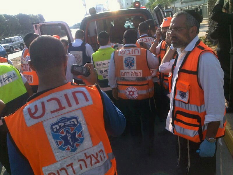 'שמענו בום אדיר. אנשים נפלו על הריצפה, הכל היה מלא עשן'