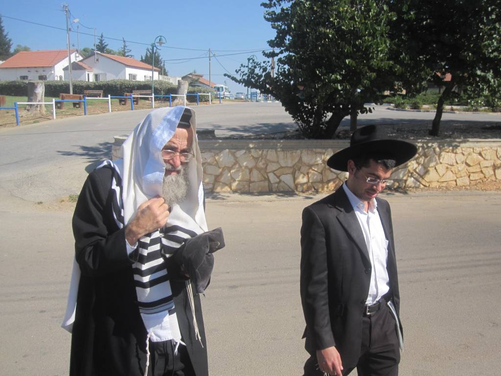 צפו בתמונות: הדאצ'ה של ראש ישיבת פוניבז'