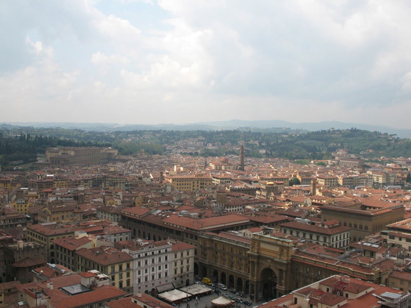 מסע לארץ הרנסנס > טיול מרתק למרגלות מגדל פיזה