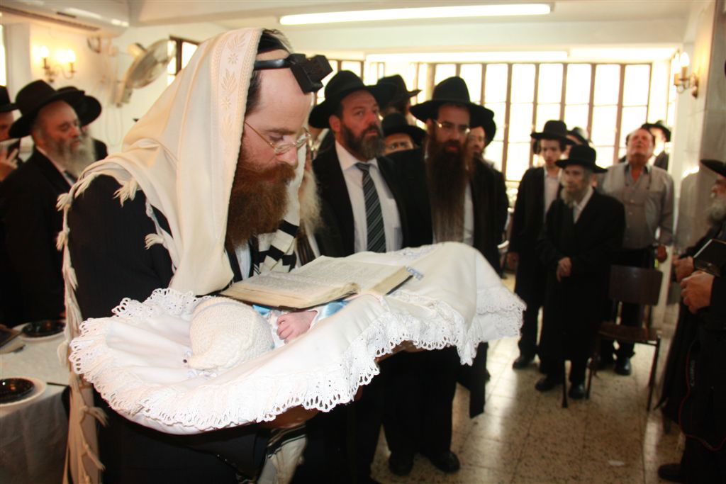 גלריה: ברית לבנו של נין הגרי"ש אלישיב