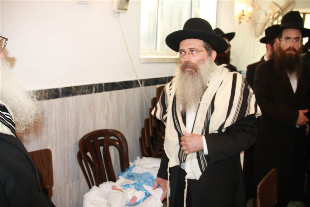 גלריה: ברית לבנו של נין הגרי"ש אלישיב