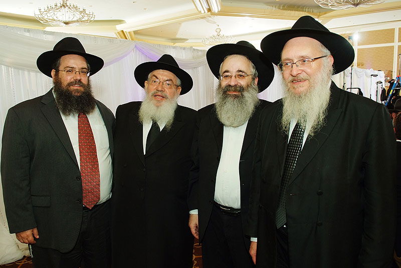 גלריית ענק: הצמרת בוושינגטון בחתונה חב"דית