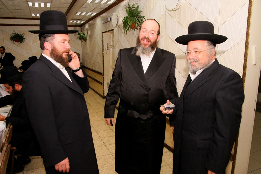 צפו: שבע ברכות שהפך ל"ערב חזנות"